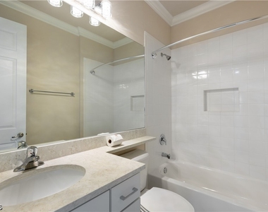 10026 Windy Pointe Court - Photo Thumbnail 34