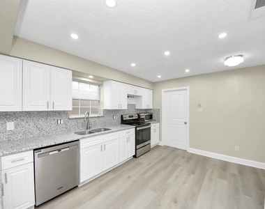 5035 E Pagewick Drive - Photo Thumbnail 15