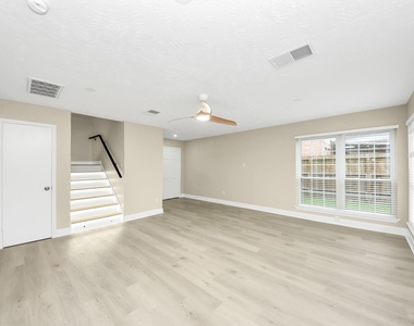 5035 E Pagewick Drive - Photo Thumbnail 9