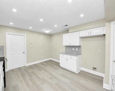 5035 E Pagewick Drive - Photo Thumbnail 13
