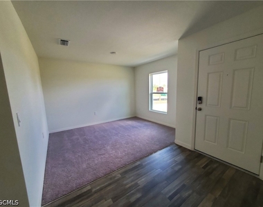 2824 Ne 3rd Avenue - Photo Thumbnail 1