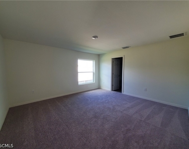 2824 Ne 3rd Avenue - Photo Thumbnail 6