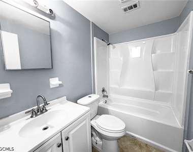 6617 Warwick Circle - Photo Thumbnail 19