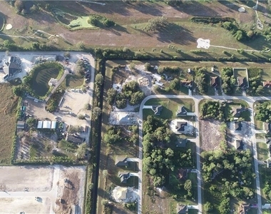 343 Rawlings Avenue - Photo Thumbnail 26