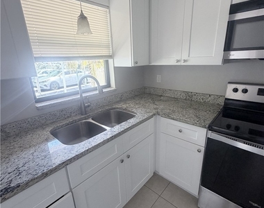130 Cape Coral Parkway W - Photo Thumbnail 3
