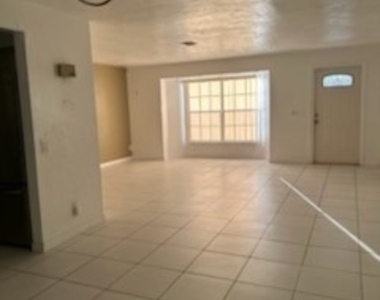 381 Melody Court - Photo Thumbnail 5