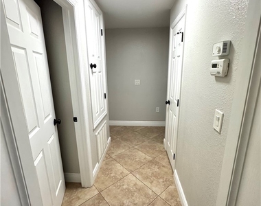 3829 Sw 17th Place - Photo Thumbnail 23