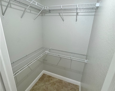3829 Sw 17th Place - Photo Thumbnail 22