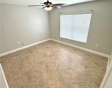 3829 Sw 17th Place - Photo Thumbnail 21