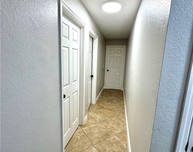 3829 Sw 17th Place - Photo Thumbnail 26