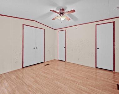 22521 West Road - Photo Thumbnail 21