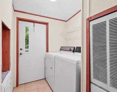 22521 West Road - Photo Thumbnail 24