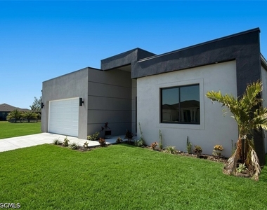 4121 Nw 22nd Street - Photo Thumbnail 1