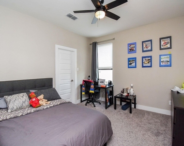 24902 Pavonia Lake Lane - Photo Thumbnail 27