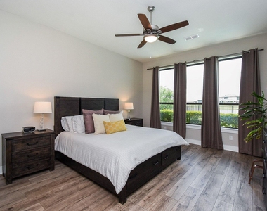 24902 Pavonia Lake Lane - Photo Thumbnail 20