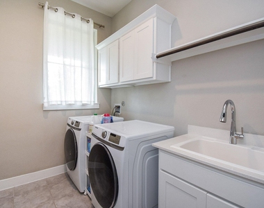 24902 Pavonia Lake Lane - Photo Thumbnail 9