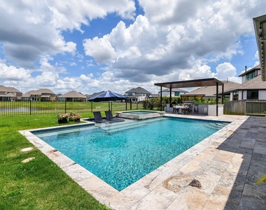 24902 Pavonia Lake Lane - Photo Thumbnail 2