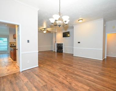 16302 Ash Point Lane - Photo Thumbnail 5