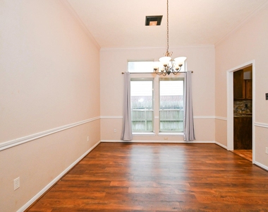 16302 Ash Point Lane - Photo Thumbnail 7