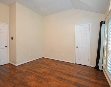 16302 Ash Point Lane - Photo Thumbnail 24