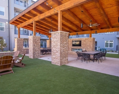 11111 Nexus Avenue - Photo Thumbnail 23