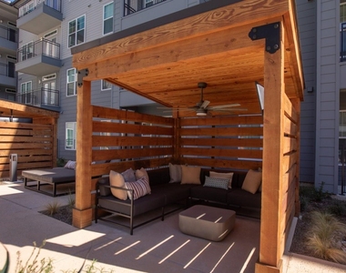 11111 Nexus Avenue - Photo Thumbnail 17