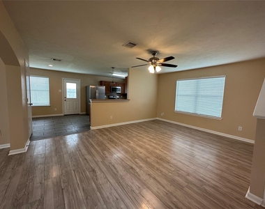 19162 Yellow Thrush Drive - Photo Thumbnail 7