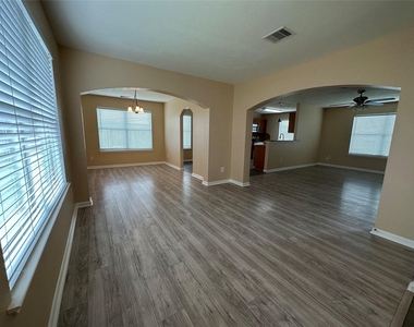 19162 Yellow Thrush Drive - Photo Thumbnail 2
