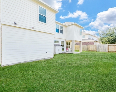 9947 Valance Way - Photo Thumbnail 44