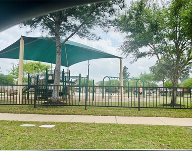 9947 Valance Way - Photo Thumbnail 47