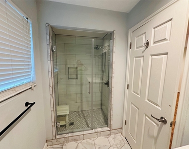 9758 Cedardale Drive - Photo Thumbnail 16