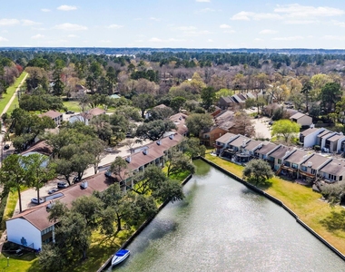 12100 Melville Drive - Photo Thumbnail 1