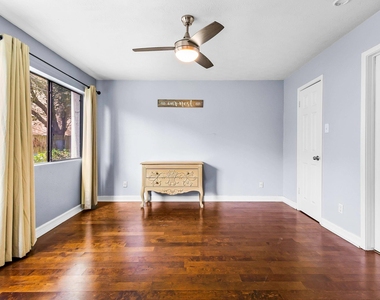12100 Melville Drive - Photo Thumbnail 11