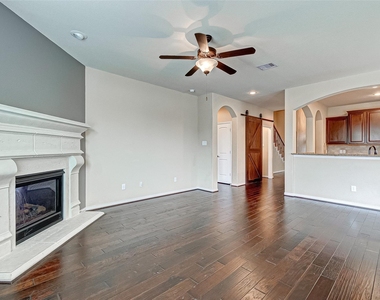 4814 Sequoia Park Lane - Photo Thumbnail 7