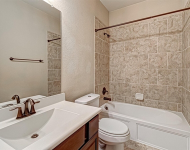 4814 Sequoia Park Lane - Photo Thumbnail 20