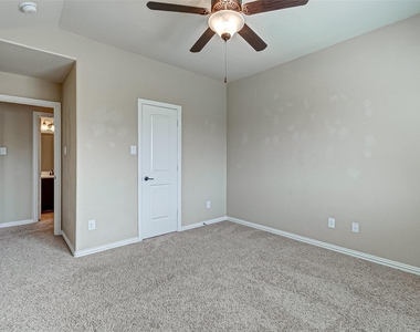 4814 Sequoia Park Lane - Photo Thumbnail 35