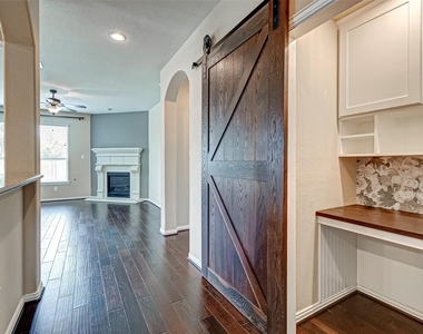 4814 Sequoia Park Lane - Photo Thumbnail 10
