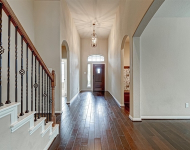 4814 Sequoia Park Lane - Photo Thumbnail 2
