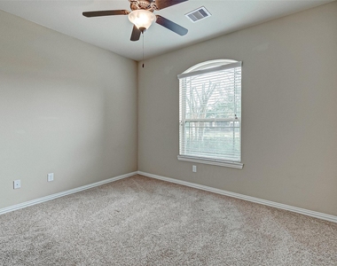 4814 Sequoia Park Lane - Photo Thumbnail 18