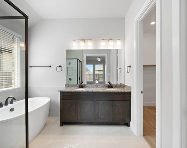 10719 River Walk Drive - Photo Thumbnail 14