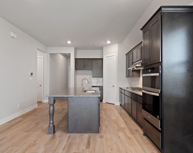 10719 River Walk Drive - Photo Thumbnail 8