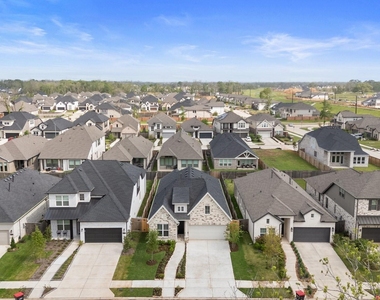 10719 River Walk Drive - Photo Thumbnail 1