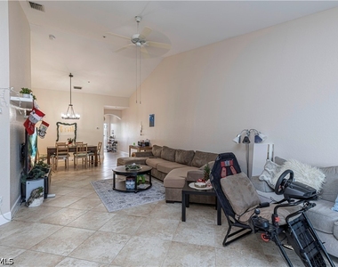2120 Cay Lagoon Dr - Photo Thumbnail 14