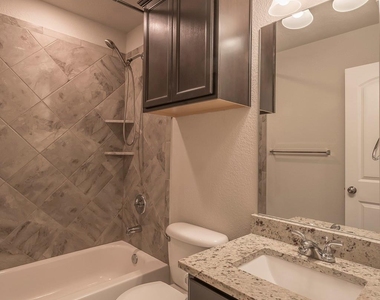 7418 Masters Drive - Photo Thumbnail 16