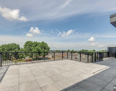85 Ridge - Photo Thumbnail 21