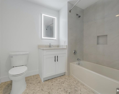 85 Ridge - Photo Thumbnail 14