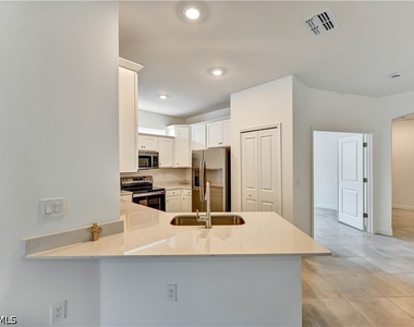 20545 Hazelnut Court S - Photo Thumbnail 13