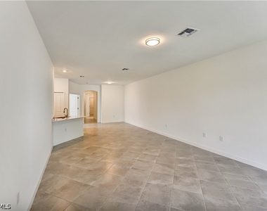 20545 Hazelnut Court S - Photo Thumbnail 35