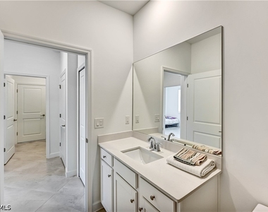 20545 Hazelnut Court S - Photo Thumbnail 8