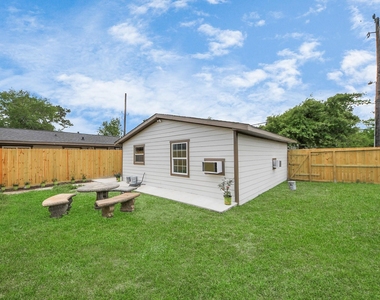 5903 Belneath Street - Photo Thumbnail 11